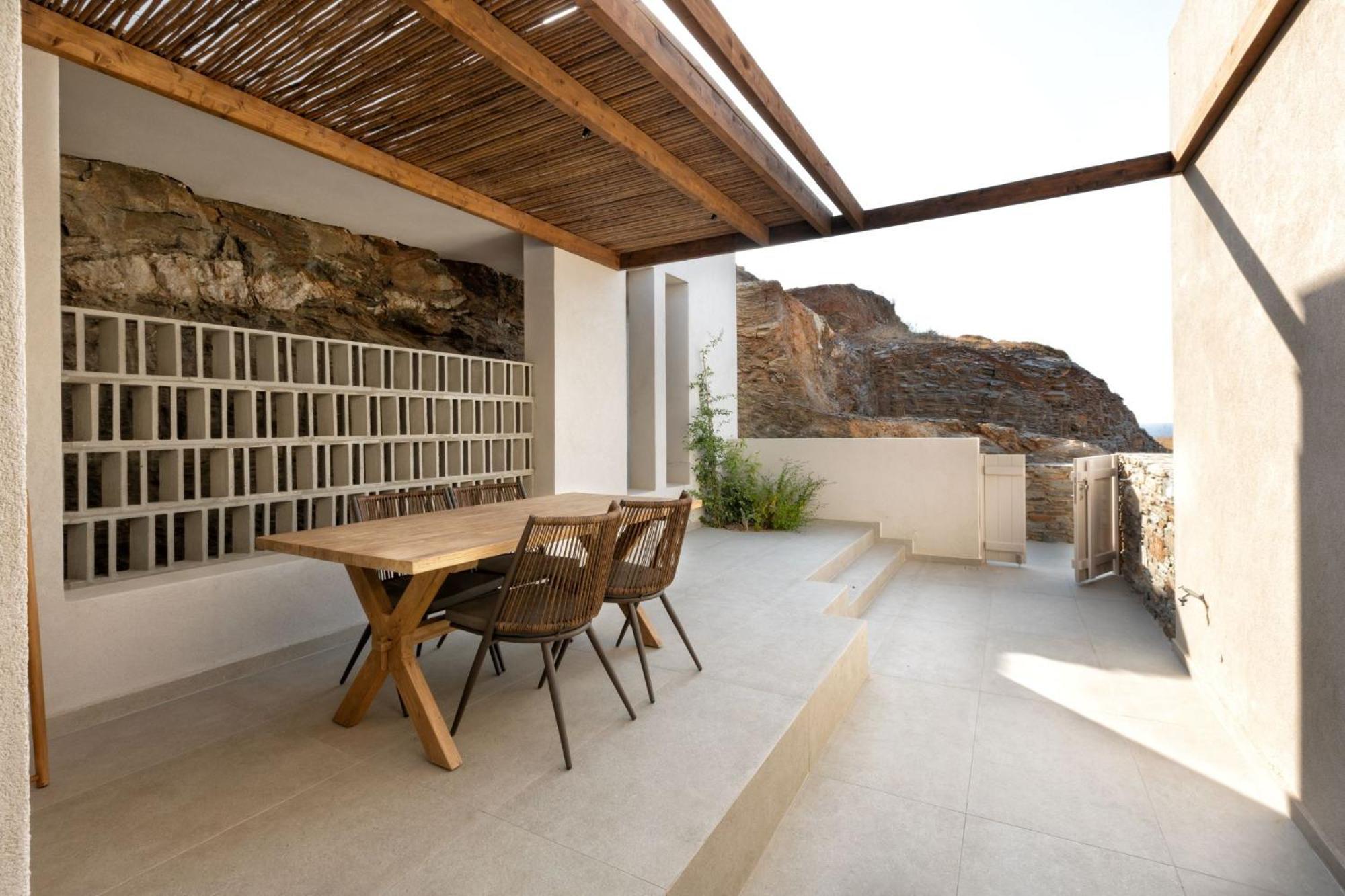Yfes Hotel Kythnos Ngoại thất bức ảnh